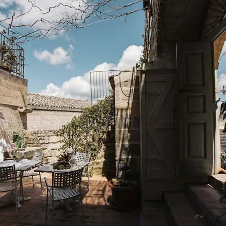 Guest house Corte San Leonardo Matera